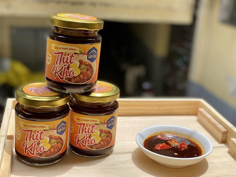 Gia vị hoàn chỉnh thịt kho Lê Gia 180g