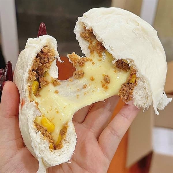 Bánh bao ngô bò phomai (set 6 chiếc) 2