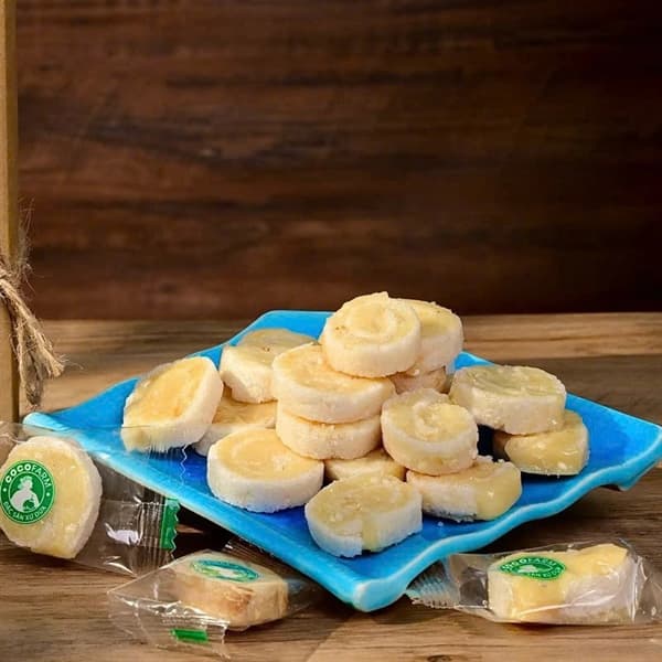 Kẹo dừa dứa non (Hộp 300g) 2