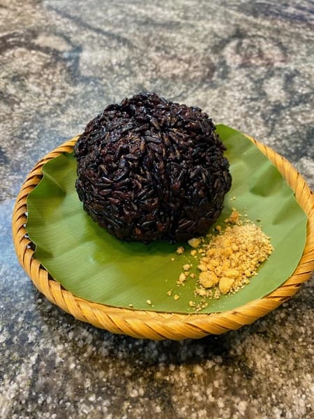 Bánh khúc gạo lứt Điện Biên 2