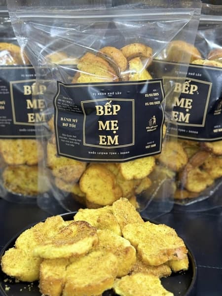 Bánh mỳ bơ tỏi Bếp Mẹ Em