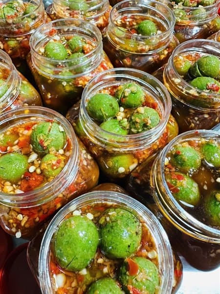 Sấu ngâm mắm ớt 3