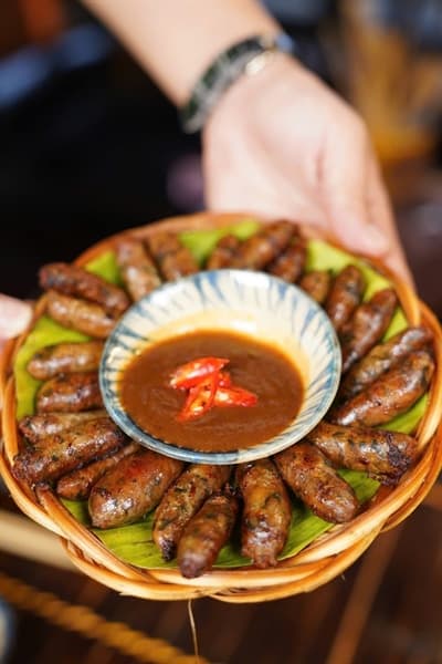 Dồi dê núi Ninh Bình 4