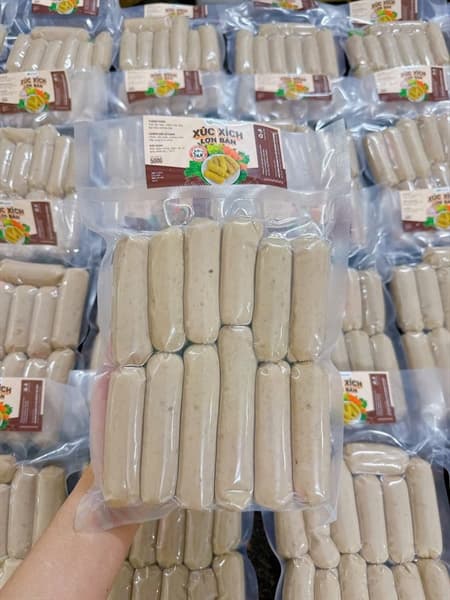 Xúc Xích Lợn Bản Điện Biên 500g 4