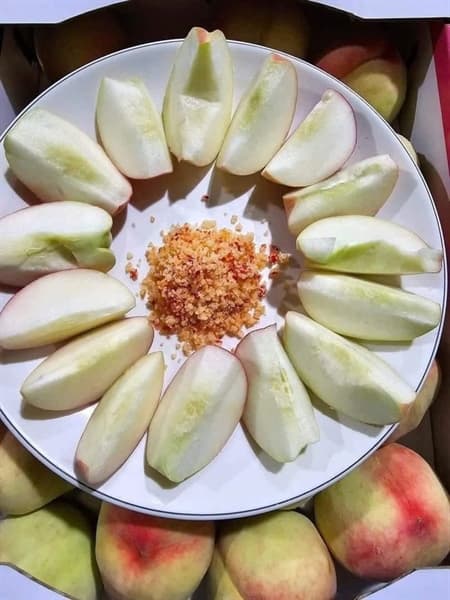 Đào lông má hồng 3