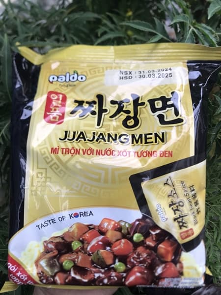 Mì trộn tương đen Jjajangmen - Hàn Quốc 2