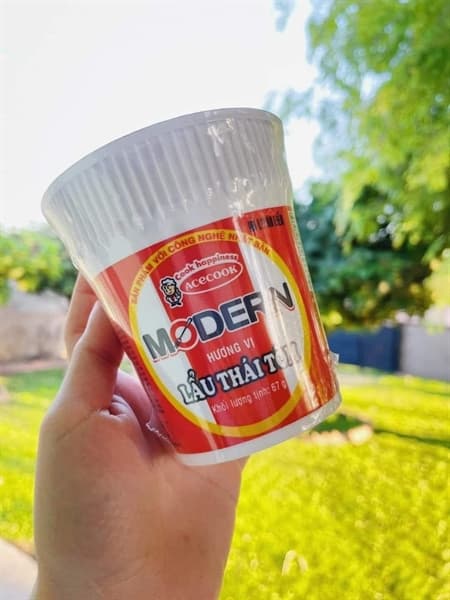 Mì ly Modern Lẩu Thái Tôm