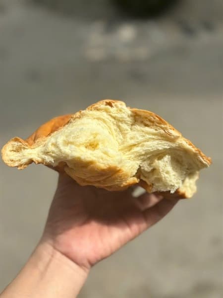 Bánh Mỳ Bơ Pháp LHY 2