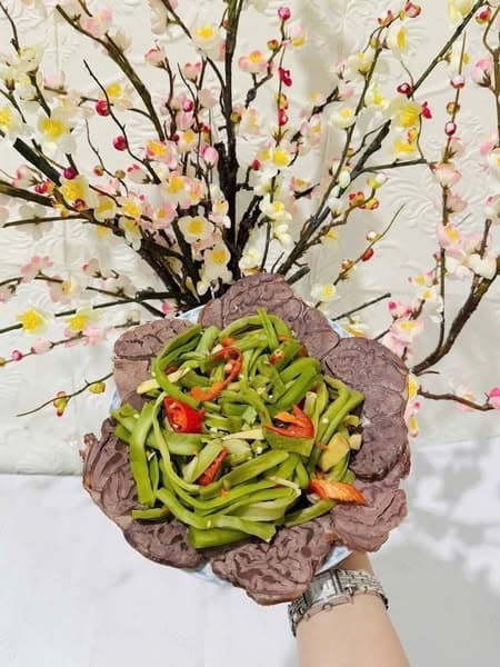 Bắp bò ngâm rau tiến vua