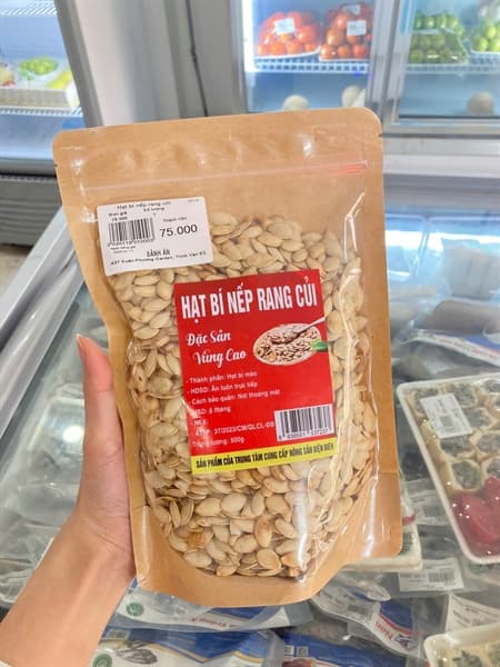 Hạt bí nếp rang củi