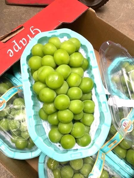 Nho Sữa Shine - Muscat 5