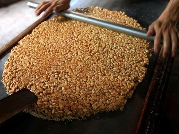 Kẹo lạc vừng 2