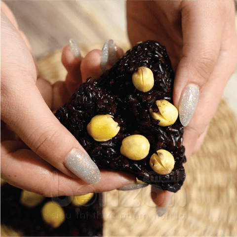 Cơm gạo lứt hạt sen LHY