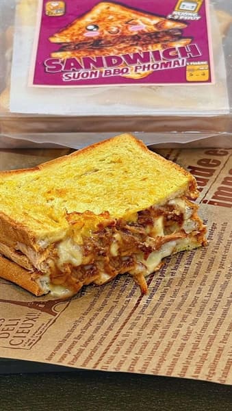 Sandwich Sườn BBQ Phomai 3