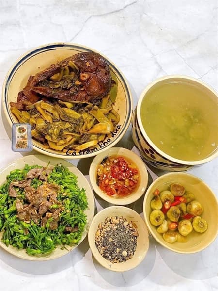 Cá Trắm Kho Dưa 4