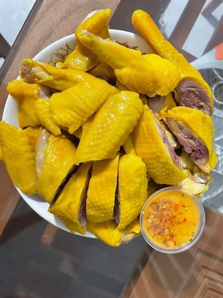 Gà ủ muối thảo mộc (nửa con) 3