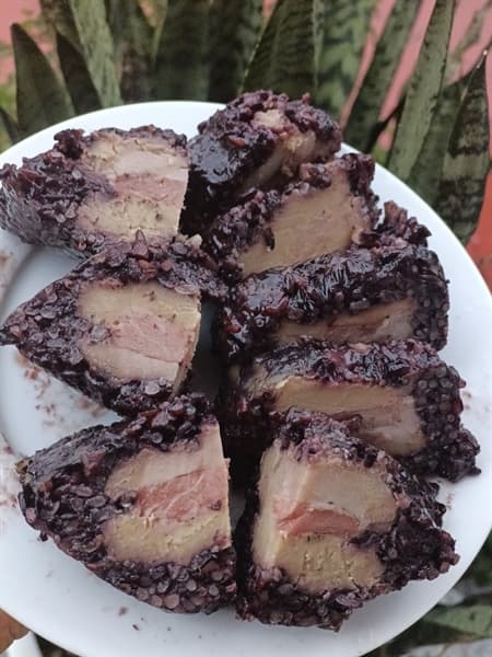 Bánh chưng gù Lạng Sơn (Gạo lứt) 2