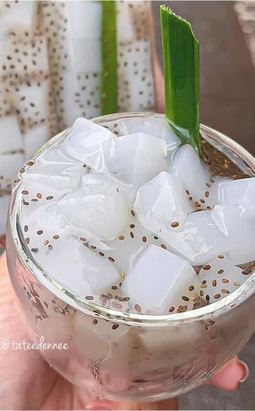 Thạch Dừa Lá Nếp Hạt Chia 2