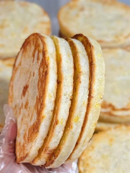 Bánh sắn nếp nướng dừa non 4