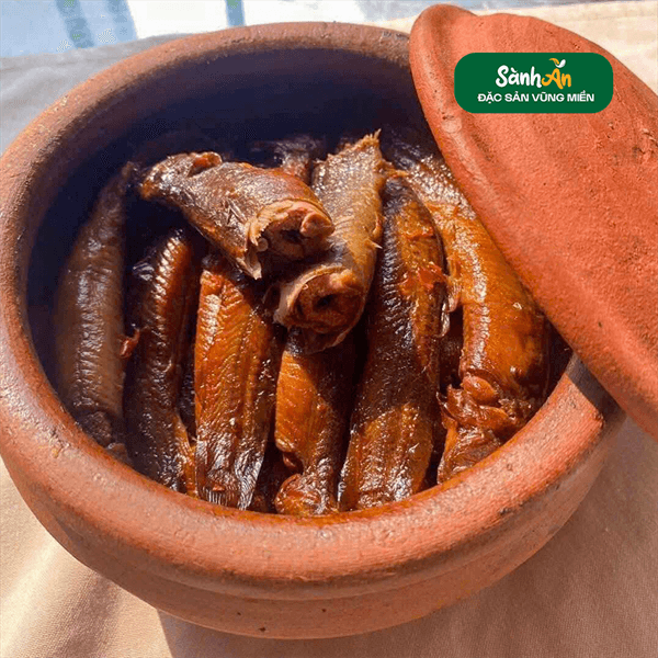 Cá chạch kho niêu