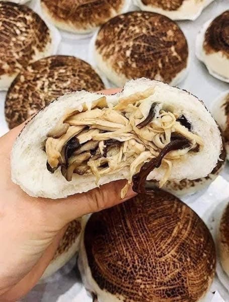 Bánh bao gà nấm