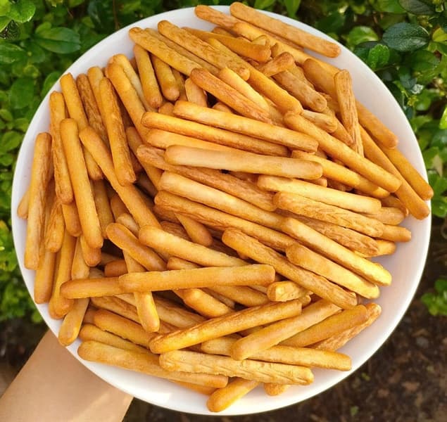 Bánh quy đũa phômai 2