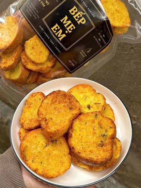 Bánh mỳ bơ tỏi Bếp Mẹ Em 3