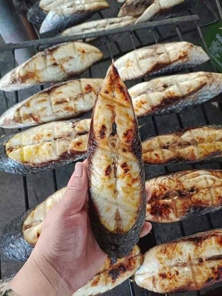 Cá đối nướng 2