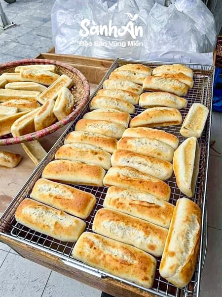 Bánh mì ông Tròn 2