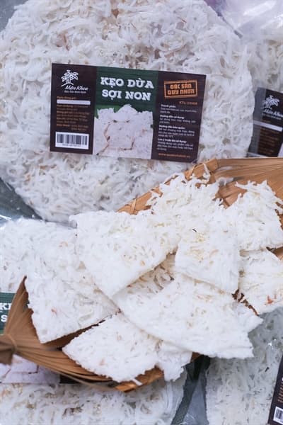 Kẹo Dừa Sợi Non Bình Định 150g